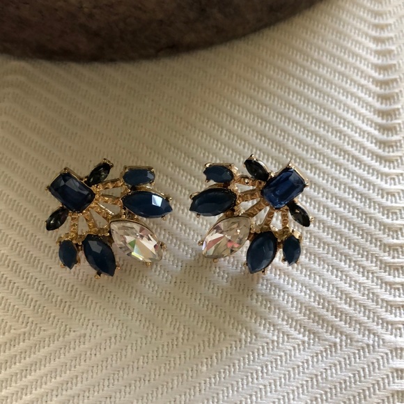 Loft blue crystal statement earrings. - Picture 2 of 3